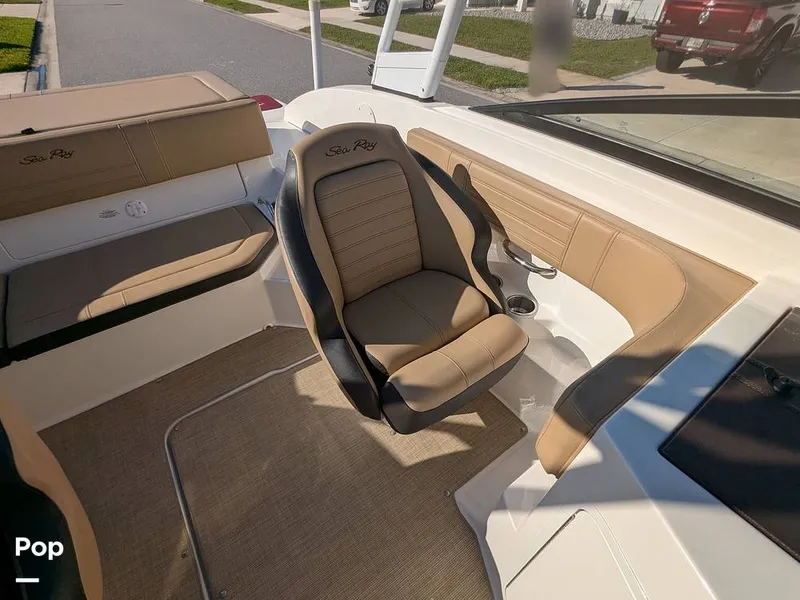 Slide: The Image of Sea Ray SPX190 2020 - 16346004