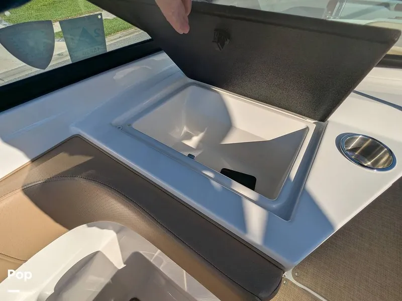 Slide: The Image of Sea Ray SPX190 2020 - 16346007