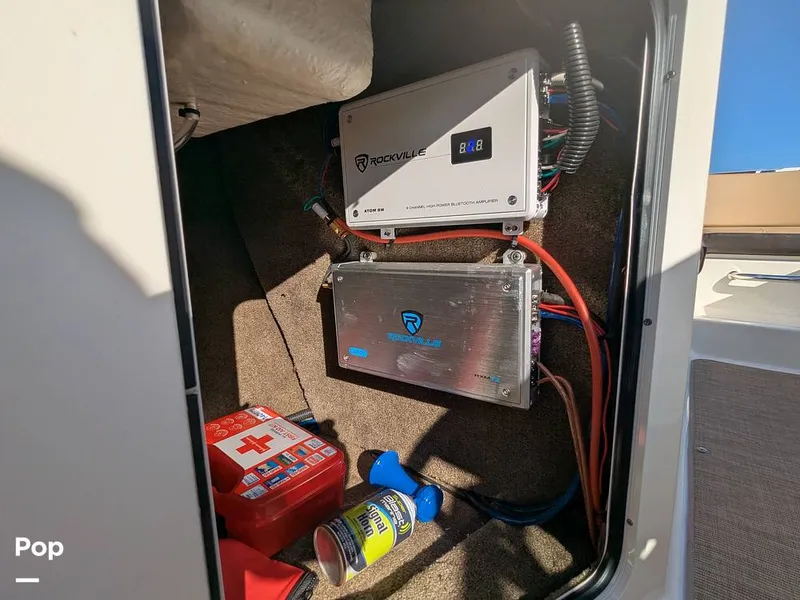 Slide: The Image of Sea Ray SPX190 2020 - 16346009