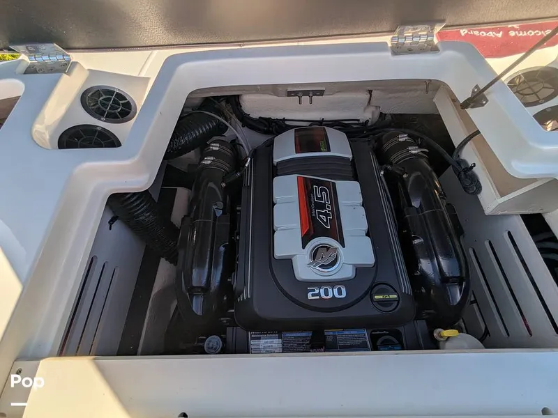 Slide: The Image of Sea Ray SPX190 2020 - 16346019