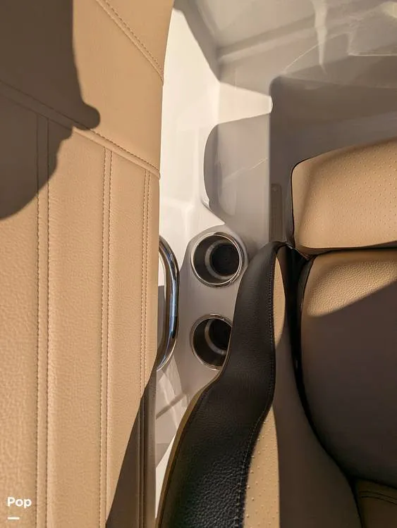 Slide: The Image of Sea Ray SPX190 2020 - 16346030