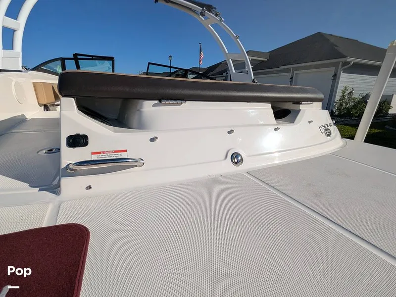 Slide: The Image of Sea Ray SPX190 2020 - 16346038