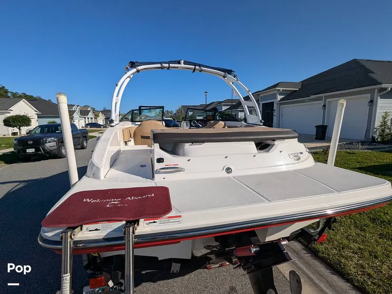 Slide: The Image of Sea Ray SPX190 2020 - 16346040