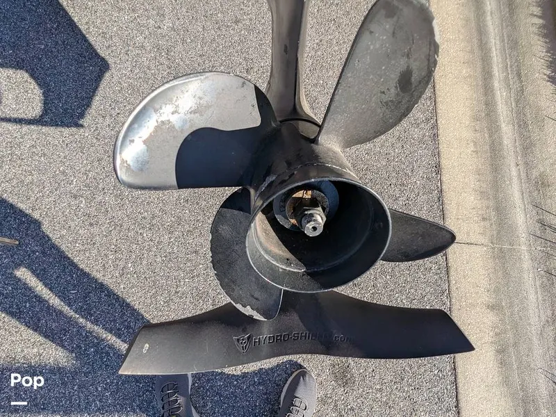 Slide: The Image of Sea Ray SPX190 2020 - 16346042