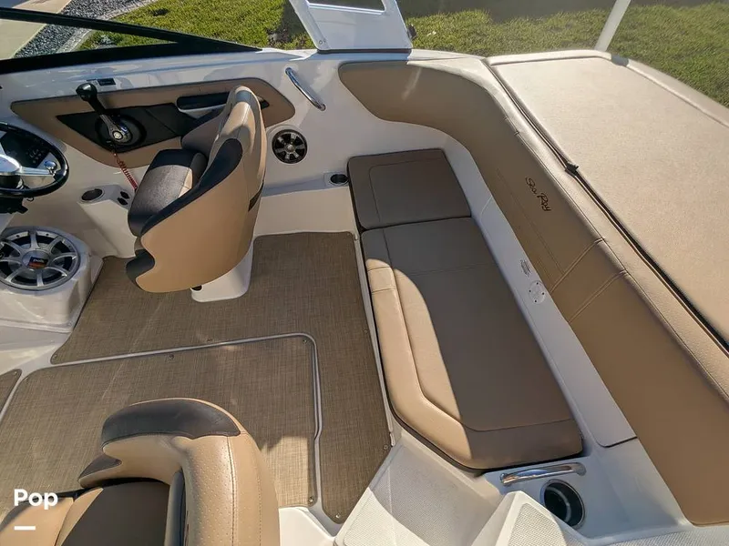 Slide: The Image of Sea Ray SPX190 2020 - 16345979