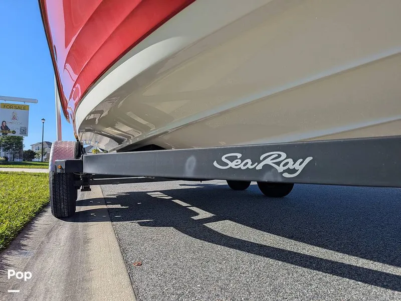 Slide: The Image of Sea Ray SPX190 2020 - 16346055