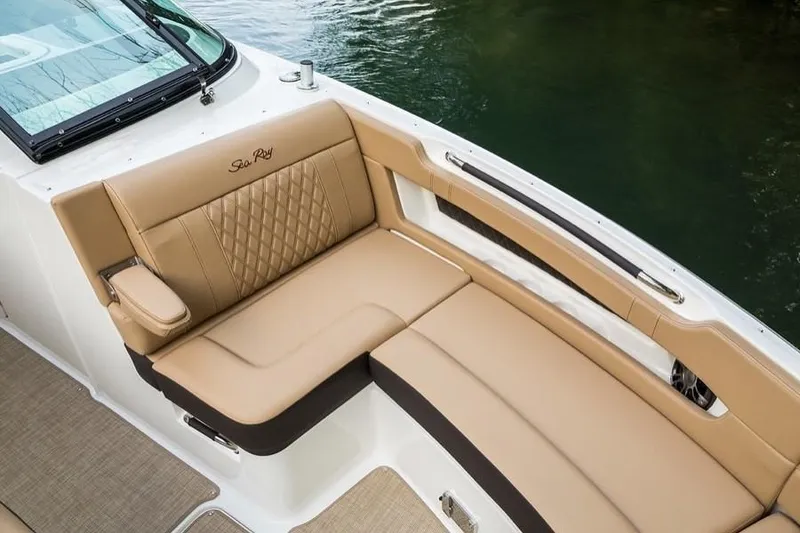 Slide: The Image of Sea Ray SLX 310 Outboard 2026 - 15