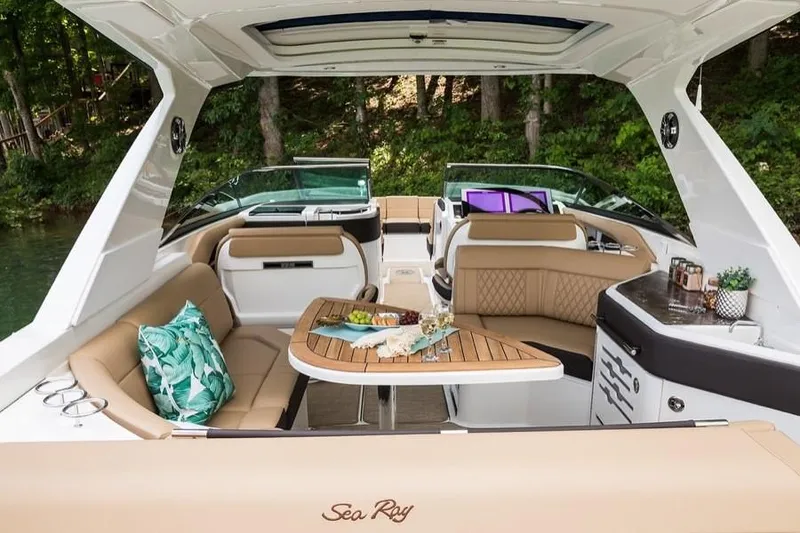 Slide: The Image of Sea Ray SLX 310 Outboard 2026 - 9