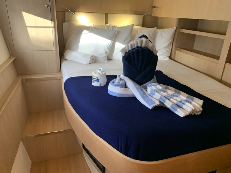 Slide: The Image of Aquila 44 2022 - 11