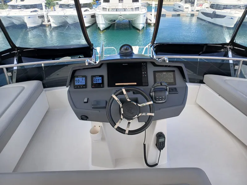 Slide: The Image of Aquila 44 2022 - 18