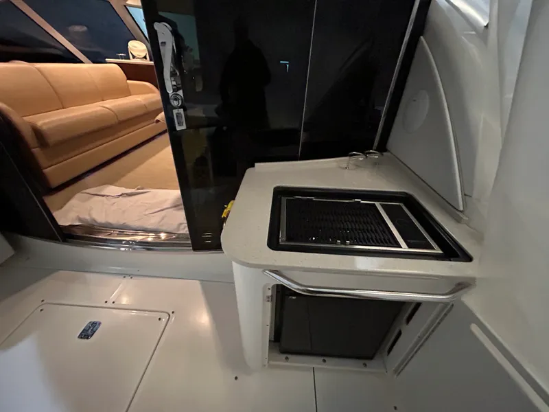 Slide: The Image of Sea Ray 610 SUNDANCER 2010 - 10