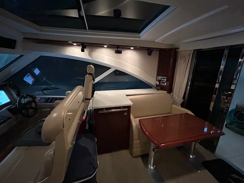 Slide: The Image of Sea Ray 610 SUNDANCER 2010 - 14