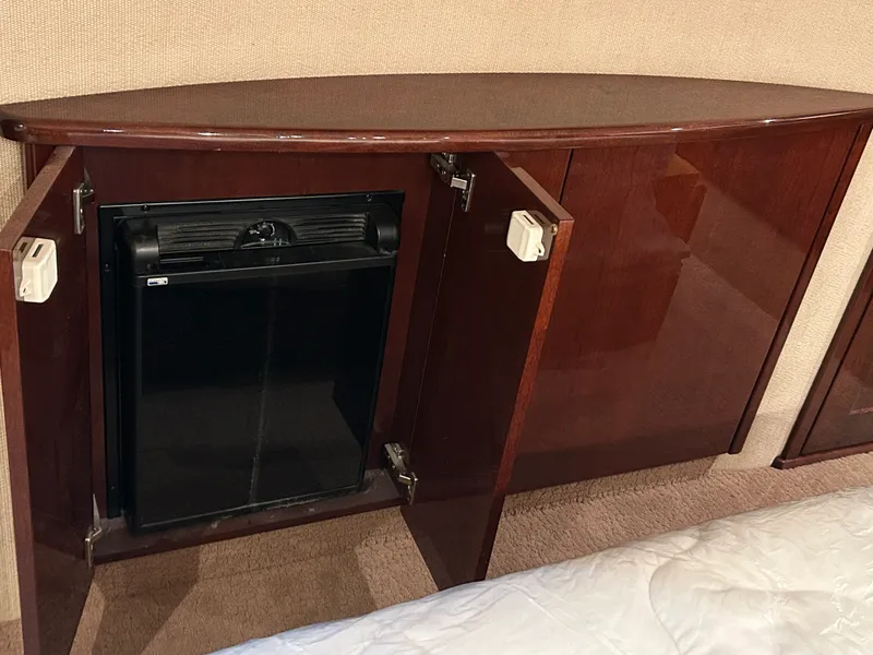 Slide: The Image of Sea Ray 610 SUNDANCER 2010 - 44