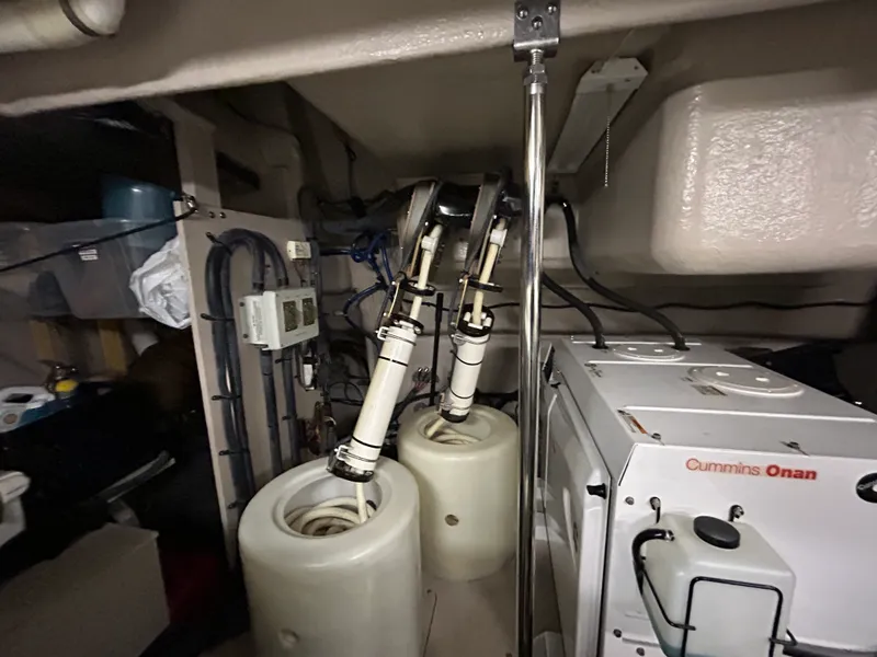 Slide: The Image of Sea Ray 610 SUNDANCER 2010 - 53