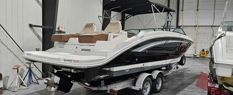 Slide: The Image of Sea Ray 290 Sundeck 2016 - 2