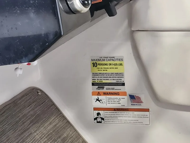 Slide: The Image of Glastron 180 GTD 2019 - 11