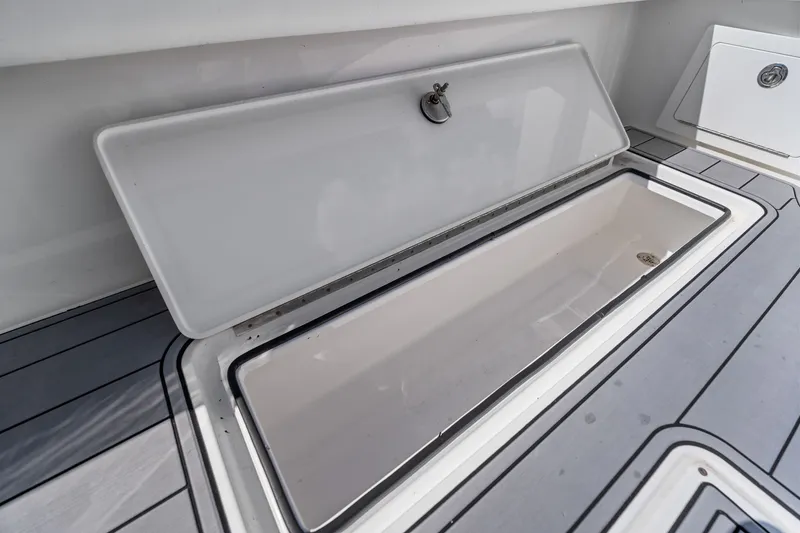 Slide: The Image of Onslow Bay 37 TE 2024 - 16