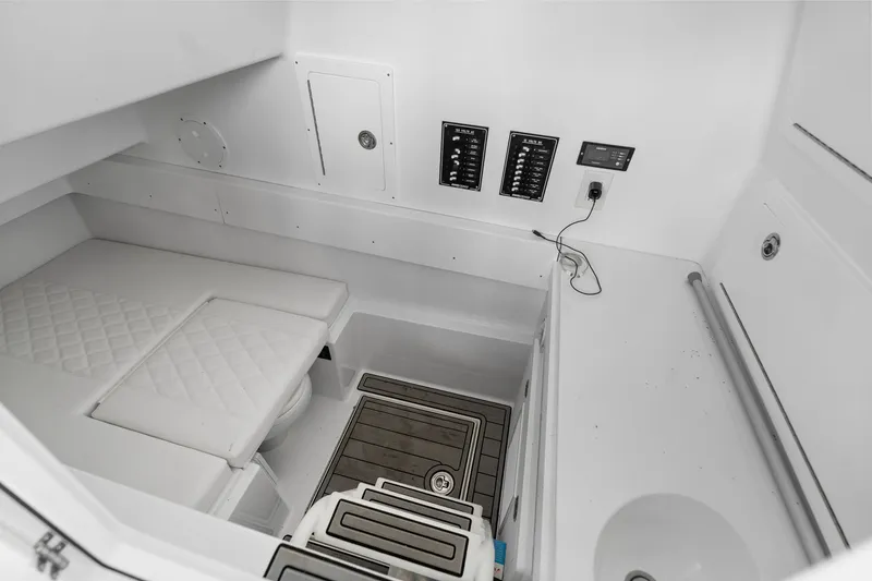 Slide: The Image of Onslow Bay 37 TE 2024 - 25