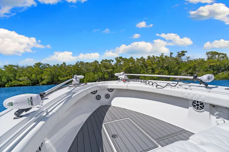 Slide: The Image of Onslow Bay 37 TE 2024 - 34