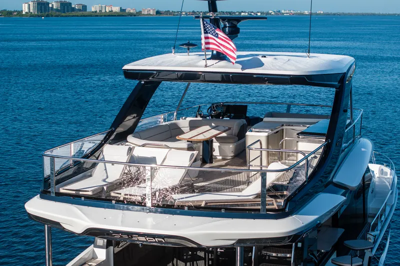 Slide: The Image of Galeon 620 FLY 2026 - 29