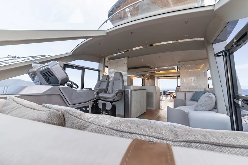 Slide: The Image of Galeon 620 FLY 2026 - 17