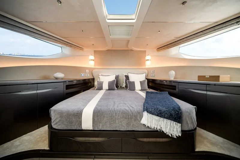 Slide: The Image of Galeon 620 FLY 2026 - 33