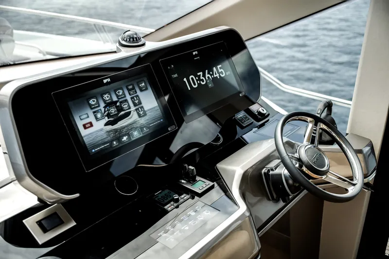 Slide: The Image of Galeon 620 FLY 2026 - 21