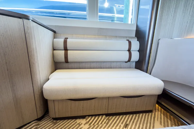 Slide: The Image of Galeon 620 FLY 2026 - 20