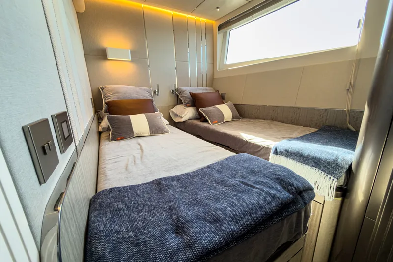 Slide: The Image of Galeon 620 FLY 2026 - 25