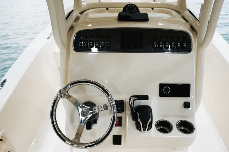 Slide: The Image of Grady-White 251 CE 2026 - 7