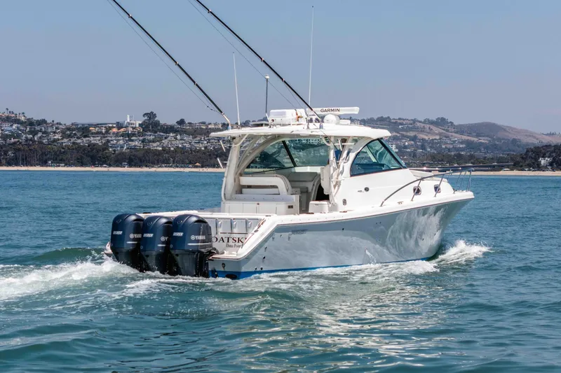 Slide: The Image of Pursuit OS 385 Offshore 2022 - 6