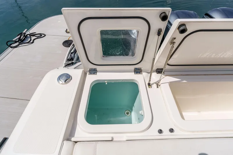 Slide: The Image of Pursuit OS 385 Offshore 2022 - 22