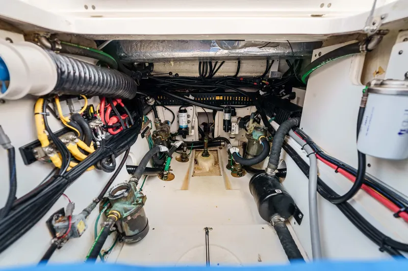 Slide: The Image of Pursuit OS 385 Offshore 2022 - 36