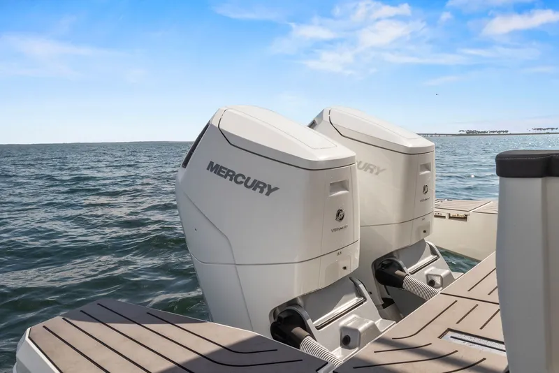 Slide: The Image of Galeon 375 GTO 2023 - 12