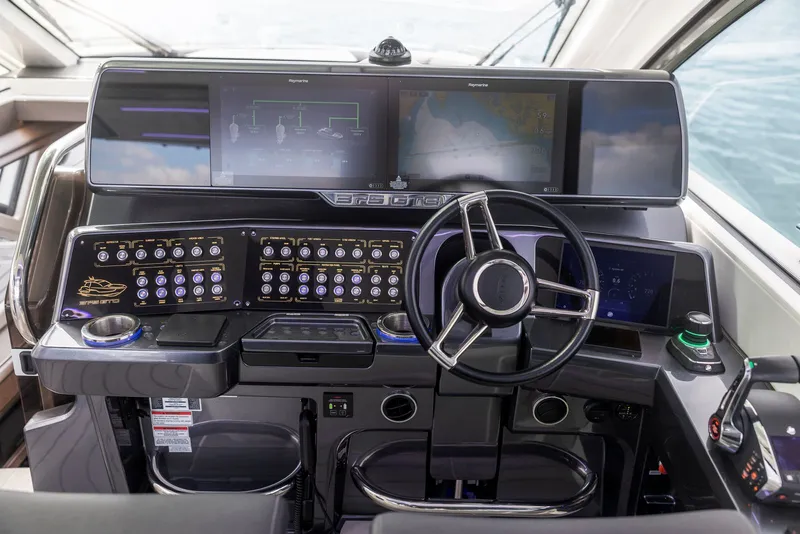 Slide: The Image of Galeon 375 GTO 2023 - 19