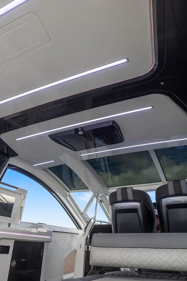 Slide: The Image of Galeon 375 GTO 2023 - 27