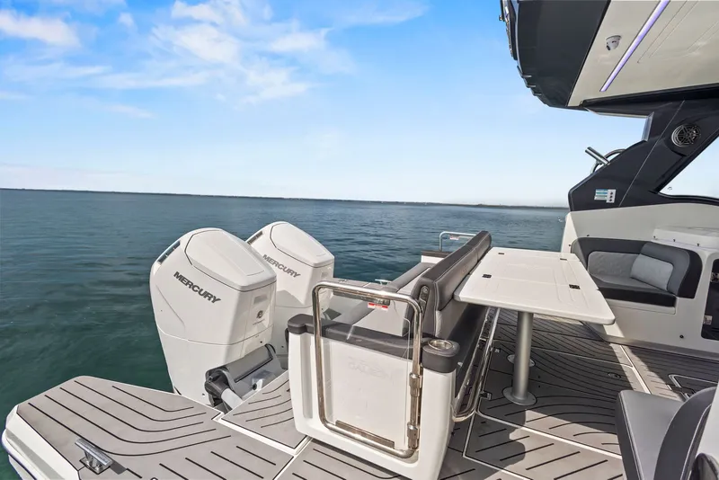 Slide: The Image of Galeon 375 GTO 2023 - 28