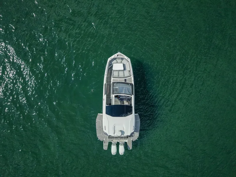 Slide: The Image of Galeon 375 GTO 2023 - 5