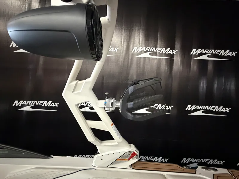 Slide: The Image of Nautique Super Air Nautique GS22 2019 - 16