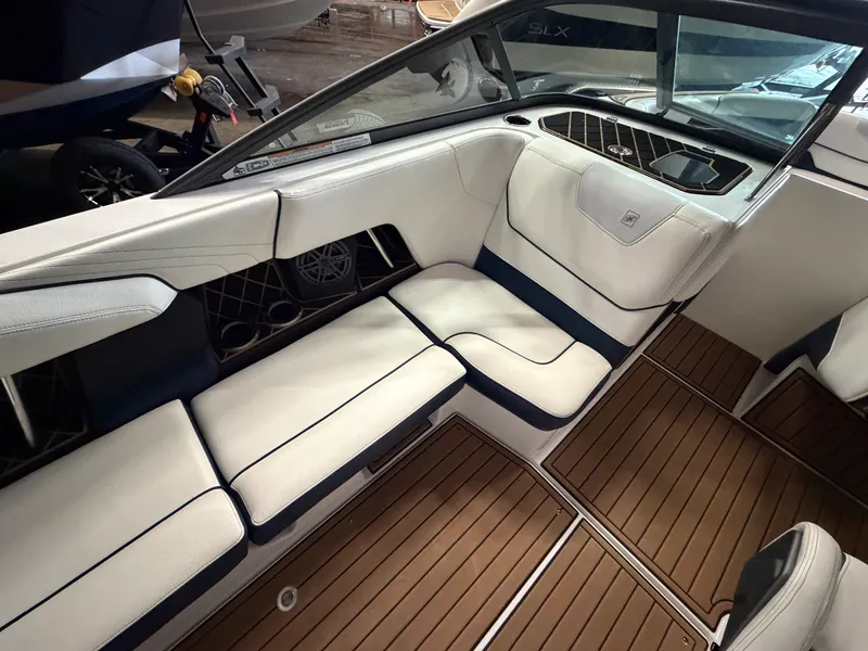 Slide: The Image of Nautique Super Air Nautique GS22 2019 - 19