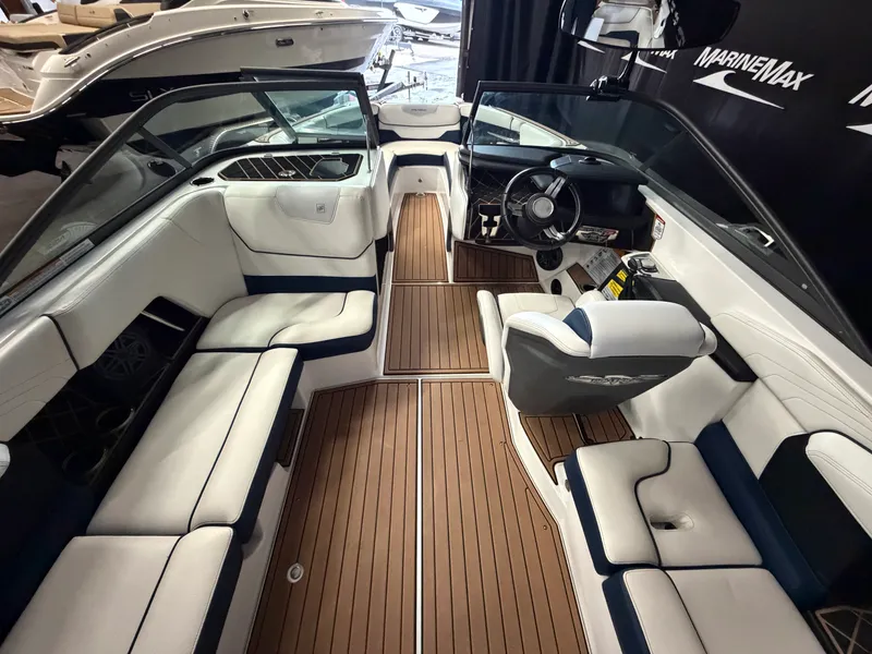 Slide: The Image of Nautique Super Air Nautique GS22 2019 - 24