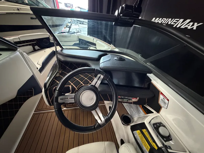 Slide: The Image of Nautique Super Air Nautique GS22 2019 - 30
