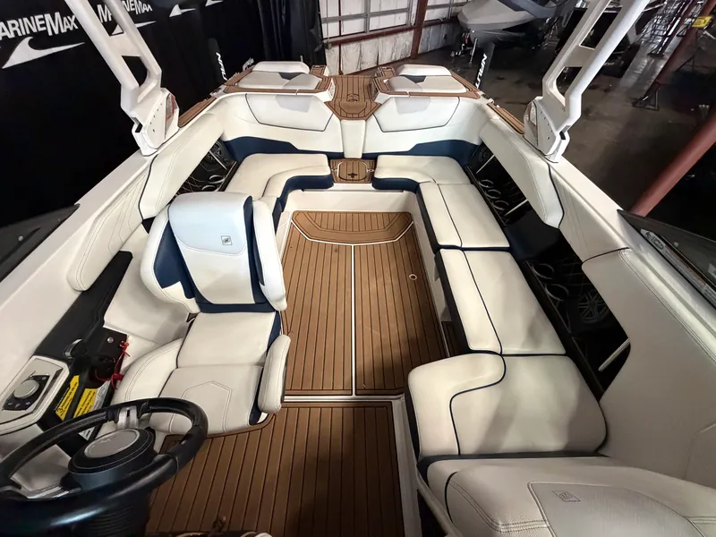 Slide: The Image of Nautique Super Air Nautique GS22 2019 - 42