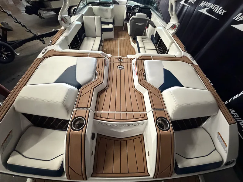 Slide: The Image of Nautique Super Air Nautique GS22 2019 - 8