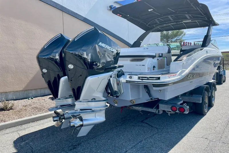 Slide: The Image of Sea Ray 280 SLX OB 2024 - 3