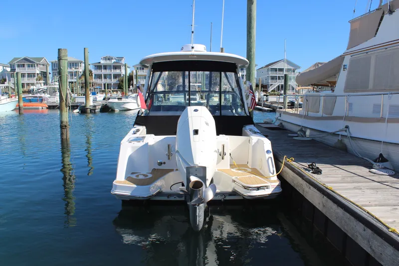 Slide: The Image of Boston Whaler 240 VANTAGE 2023 - 7