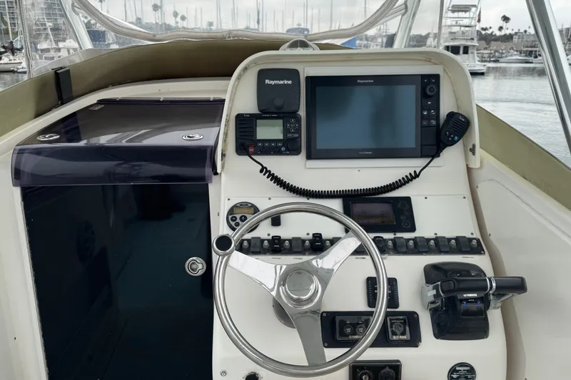 Slide: The Image of Contender 31 Fisharound 2005 - 11