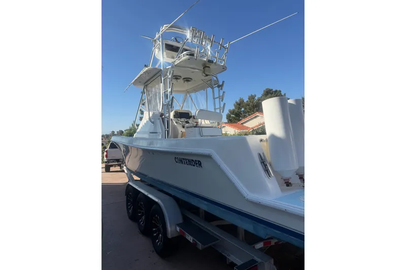 Slide: The Image of Contender 31 Fisharound 2005 - 2