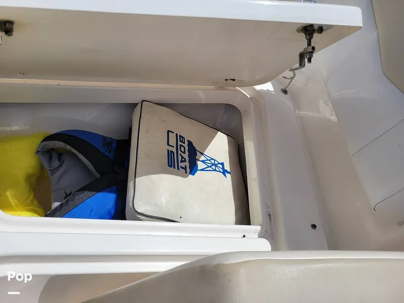 Slide: The Image of Robalo 227 2015 - 16343302