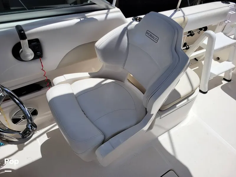 Slide: The Image of Robalo 227 2015 - 16343307